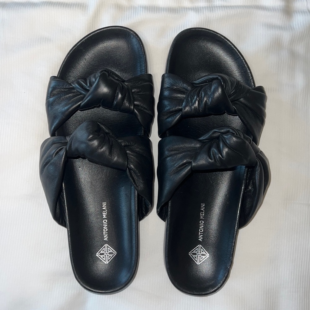 Antonio Melani Bryne Knotted Footbed Slide Sandals